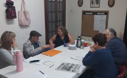 Concejales del Peronismo solicitan permiso para reponer la placa de los alcanforeros de la Plaza