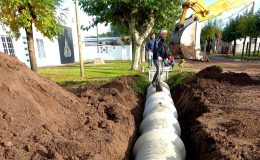 Municipio trabaja en Valdés para solucionar el escurrimiento de agua en los canales
